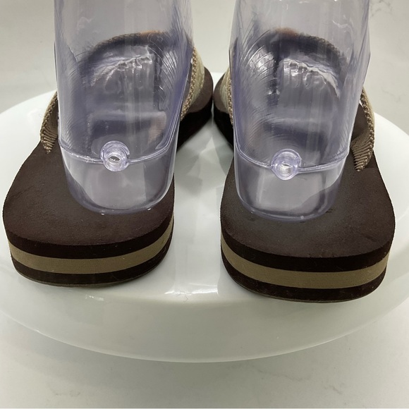 L.L. Bean Original seashell flip flops women’s size 7 - Picture 4 of 9